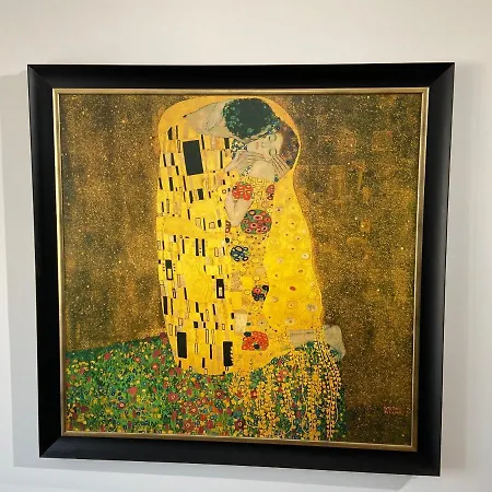 Апартаменты Mb Luxury