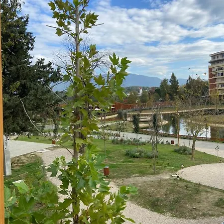 Mb Luxury * Tirana