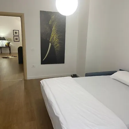 Mb Luxury * Τίρανα