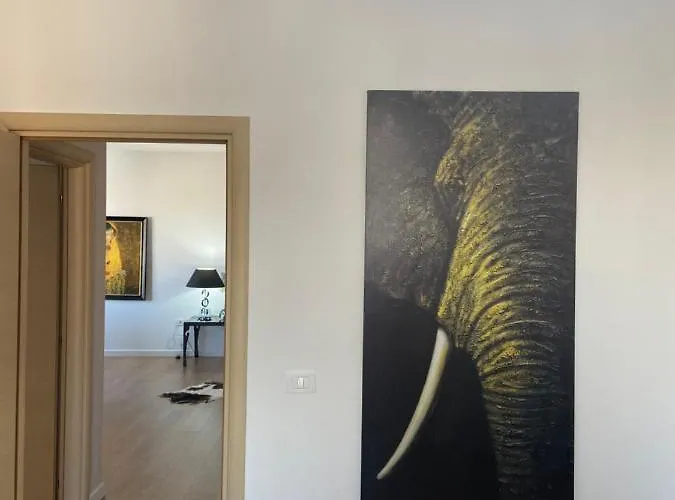 Mb Luxury Apartamento Tirana