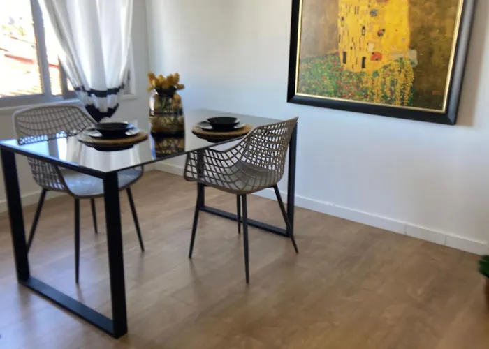 Mb Luxury Apartamento Tirana